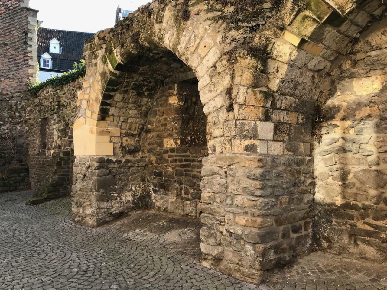 Logis Pastis Hotell Maastricht Eksteriør bilde